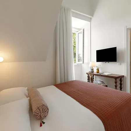 Santo Antonio 3* Sintra